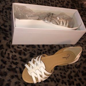 J.Adams, Wendi sandals. White. BRAND NEW. Size 6.